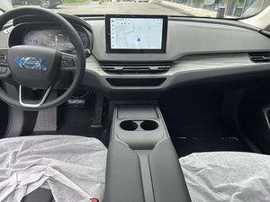 Personalización Interior para Vehículos de Nueva Energía 2025 Hongqi E-QM5 para Taxi, Venta al por Mayor de Fábrica de Automóviles, Coches Usados de Alta Calidad - Product Image 6