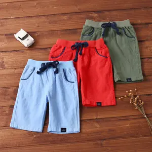 Pantalones cortos para niños con cuello Halter y diseño estampado de ropa al por mayor de la tienda online
