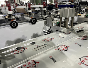 CW-600C + FD kích thước lớn hai unwinder thứ ba phim chèn đứng lên nhiều lớp Túi máy làm - Product Image 2