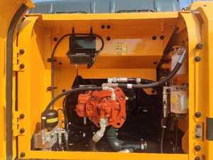 Precio bajo Original usado medio diesel Crawler motor HYUNDAI HX220HD excavadora con alto rendimiento a la venta - Product Image 6