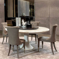 Table à manger italienne de luxe moderne en marbre avec base en acier inoxydable doré Couleurs personnalisées Tailles en option Chaises en cuir suédé pour la maison Hôtel