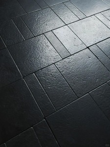 Pierre <span class=keywords><strong>calcaire</strong></span> noire rectangulaire de luxe PerfectStone pour les projets de construction de carreaux de salle de bain intérieurs - Product Image 2