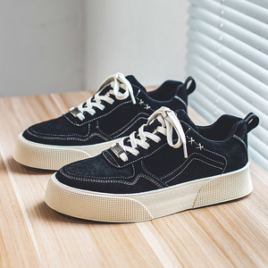 Soldes Exceptionnelles : Nouvelles Chaussures Décontractées Tendance pour Hommes Style Coréen 2026, Polyvalentes, Antidérapantes, Durables et Légères pour le Sport - Product Image 1