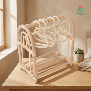 Cintres à vêtements pour poupées en rotin naturel, faits à la main, de qualité supérieure, cintres en bois pour jouets, présentoir à vêtements, décoration de chambre d'enfant, prete - Product Image 4