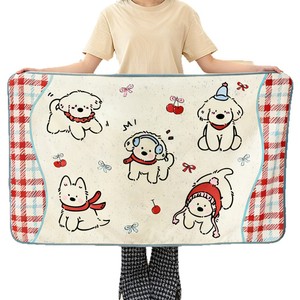 Coperta Rettangolare Personalizzata in Flanella di Poliestere Ultra-Morbida a Doppio Strato con Cristalli, Composita e Rilegata, per Tutte le Stagioni, Ideale per il Riposo e l'Aria Condizionata - Product Image 5