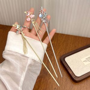 Chinese Style <b>Sweet</b> Women's Vintage <b>Flower</b> Tassel Zinc Alloy Hairpin with Clear Floral Pearl Jewelry - Product Image 3