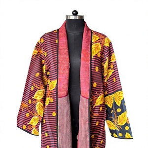เสื้อโค้ทยาวพิมพ์ลายดอกไม้สีแดงดำสไตล์โบฮีเมียน ผลิตแบบ ODM - Product Image 3