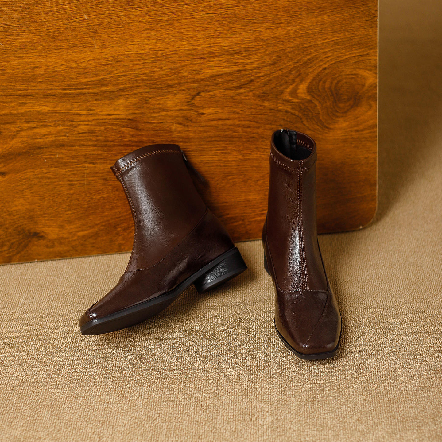 สีน้ำตาล