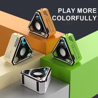 Neuer V2 Mecha-Lautsprecher für Draußen, Tragbar mit 7-Farben-RGB-Licht, Kleiner Kabelloser Mini-Desktop-Lautsprecher aus Kunststoff mit AirPlay und Uhr