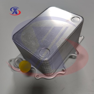 Refroidisseur d'huile moteur pour Ford F-350 Super Duty 6.7L HC3Z6A642A DC3Z-6L621-A DC3Z-6L621-B DC3Z-6L621-C 5408974 - Product Image 6