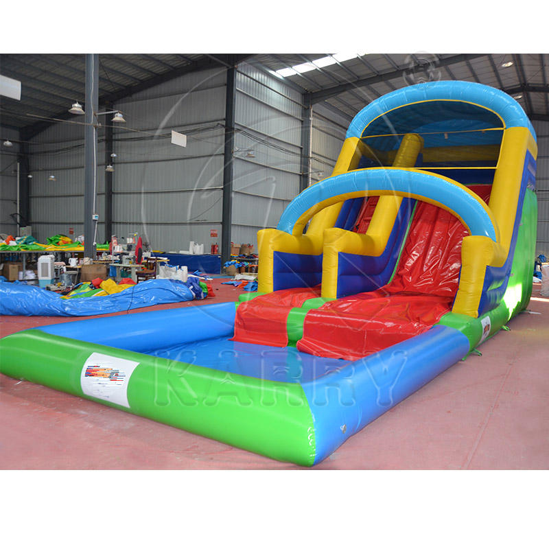 มีสีสัน