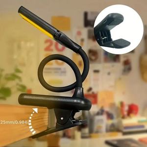 Lampe de lecture LED rechargeable USB portable, mignonne, avec clip, pour menu, livre, lumière d'angle et marque-page, idéale pour personnes âgées - Product Image 2