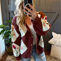 Cardigan en tricot floral bordeaux pour femme, boutons contrastants, manches longues, pull épais, coupe décontractée, tricot d'automne et d'hiver