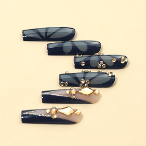 Ongles à presser carrés bleus français en ABS, motif papillon 3D, strass de luxe, 24 pièces, vente chaude - Product Image 3