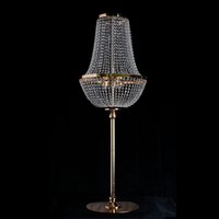Support d'éclairage moderne pour décoration de mariage et événements, en fer avec cristaux suspendus, centre de table rechargeable
