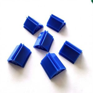 Support de table triangulaire écologique en plastique transparent pour pièces de jeu, porte-numéros et porte-cartes pour fêtes - Product Image 3