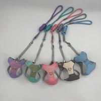 Ensemble de voyage pour chien en maille contrastée, harnais et laisse anti-évasion réglables, harnais de poitrine pour promenades avec chien