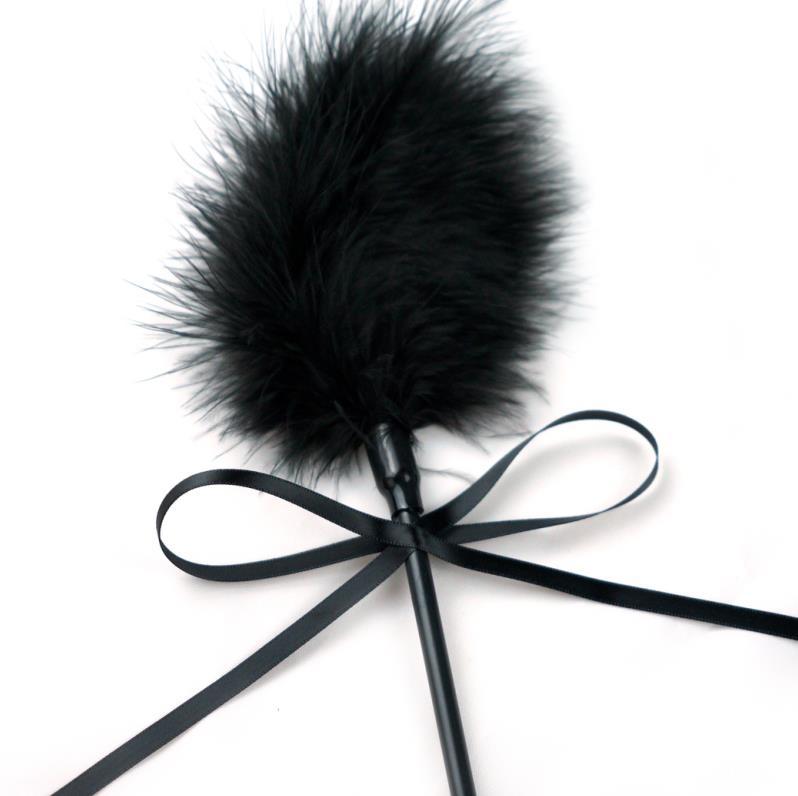 Fouet Double Avec Plumes Et Pagaie - Pour Costumes Et Jeux érotiques - Noir - Marque Venus Plaza - Neuf
