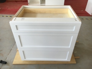 Cina all'ingrosso fatta di lusso 28 "a coda di rondine singolo <span class=keywords><strong>cucina</strong></span> Design classico Shaker Base Cabinet - Product Image 6