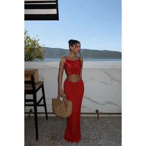 Conjuntos de Mujer Bellezza en Rojo, Colección de Moda Elegante y con Estilo - Product Image 2