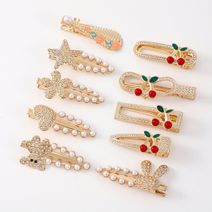 Elegantes Pinzas para el Cabello Doradas con Perlas y Diamantes de Imitación para Mujer, Pinza Lateral de 10 cm para Uso Diario - Product Image 1