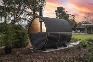 Sauna extérieur moderne en bois de sapin massif, écologique, pour 6 personnes, avec générateur de vapeur humide et four électrique de 6 kW. - Product Image 5