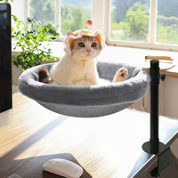 Meubles de luxe pour animaux de compagnie OEM ODM, lit-hamac robuste pour chat avec tapis en peluche doux et lavable, style solide pour chats d'intérieur