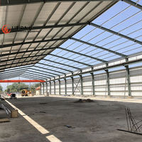 Atelier préfabriqué à grande portée de haute qualité en structure légère en acier pour la construction de hangars métalliques et d'entrepôts