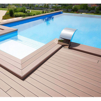 Planches de terrasse en WPC cannelées en gros, revêtements de sol extérieurs durables en composite bois-plastique imperméables