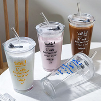 Vente en gros Tasse à café en verre style Ins, grande capacité, avec paille en verre, design élégant