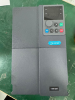 7,5KW VFD Variateur de Fréquence Triphasé 380V 400V 440V avec Unité de Freinage Intégrée pour Moteur de Mélangeur Extrudeuse