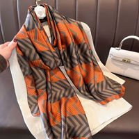 Foulard Femme Designer 2025 en Soie Satinée Luxe Imprimé Mode Châle Vente en Gros 180*90 Long Foulard Printemps en Soie