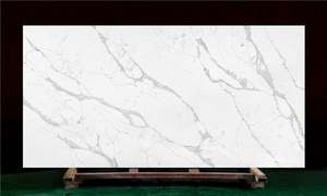 OEM/ODM Cuarzo Calacatta Artificial con Patrones y Vetas Blancas y Grises para Baños, Encimeras y Mesas de Tocador - Product Image 3