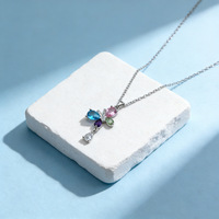Collier Papillon Coloré en Zircon Tendance avec Pendentif Gland, Chaîne en Cuivre Style Forêt Douce, Bijou Unisexe