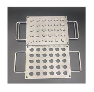 Форма для прессования теней для век на 30 ячеек из чугуна, с возможностью индивидуального размера и специальной формой поддонов - Product Image 1