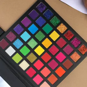 Eyeshadow pigmen longgar dan Glitter 42 warna palet rias eyeshadow OEM