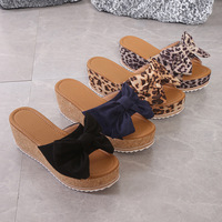 Sandales compensées à plateforme avec nœud et semelle en caoutchouc pour femmes grandes tailles – Chaussures d'été tendance en gros