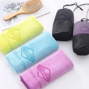 Light Weight Sweat Absorbing Quick-Drying Custom Logo Towels Yoga Gym Fitness Running Microfiber Sport Towel
