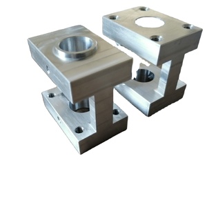 ชิ้นส่วนทองเหลืองกลึงและกัดขึ้นรูป VIMA ที่เขี่ยบุหรี่อะลูมิเนียม งานกลึงอะลูมิเนียม ABT Audi โลหะอะลูมิเนียม สแตนเลสสตีล ความแม่นยำ 0.01 มม. C - Product Image 1