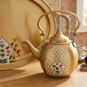 Tetera de latón con tapa y diseño floral, acabado dorado, asa metálica, olla para agua - Product Image 6