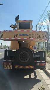 Grue sur camion XCM-G 25 tonnes modèle QY25K5D-1 de 2021, flèche à 5 sections avec flèches auxiliaire et principale, longueur de 43 m, moteur, pompe, boîte de vitesses, d'occasion - Product Image 4