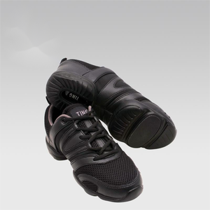Chaussures de <span class=keywords><strong>danse</strong></span> sportives pour femmes et hommes, respirantes, en mesh, modernes, noires, antidérapantes, personnalisables OEM, pour la <span class=keywords><strong>danse</strong></span> de rue - Product Image 1