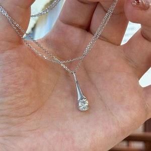 สร้อยคอเงินแท้ S925 สไตล์ฝรั่งเศสย้อนยุคสำหรับผู้หญิง รูปทรงหยดน้ำ ประดับด้วยเพทายสีฟ้าทะเล ดีไซน์หรูหราเบาๆ สไตล์หยดน้ำ - Product Image 1