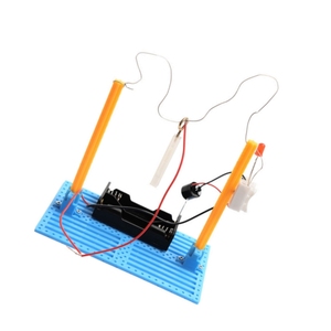Kit d'apprentissage STEM OKYN-G5684 pour l'électronique DIY Jeu CrossFire pour la classe de physique du collège - Product Image 4
