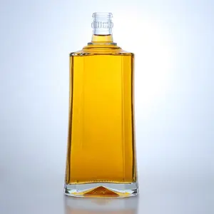 Kare cam likör şişesi valiant viski şişesi 500ml 700ml 750ml cam şişe viski rom tequila brendi cam şişe ile kap