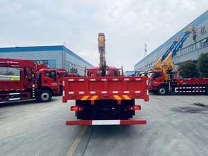 Grue montée sur camion Dongfeng 4x2, véhicule de transport de grue de 7 tonnes, grue montée sur camion, grue de camion - Product Image 5