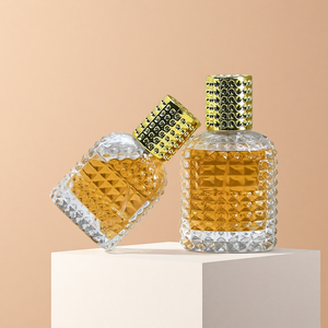 Bouteilles en verre personnalisées en forme d'ananas, à parois épaisses, disponibles en tailles de 30 ml, 50 ml <span class=keywords><strong>et</strong></span> 100 ml. Ces sont les - Product Image 4