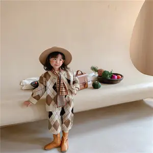 Children sweater set 2024 autumn and winter new Korean version of boys and girls thickened warm coat pants two-piece set