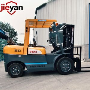 Montacargas Diésel TCM Japón de 5 Toneladas de Segunda Mano con Motor Isuzu, Caja de Cambios y Motor, Precio Nuevo en Stock - Product Image 2