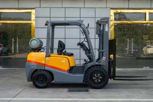 รถยกเครื่องยนต์แก๊สแบบสันดาปภายใน ขายดี ใช้พลังงาน LPG ได้รับการรับรองมาตรฐาน CE คุณภาพสูง - Product Image 5